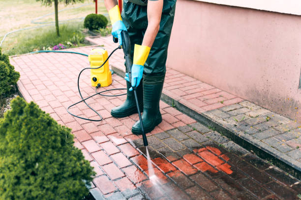 Professional Pressure Washing Services in Commack, NY